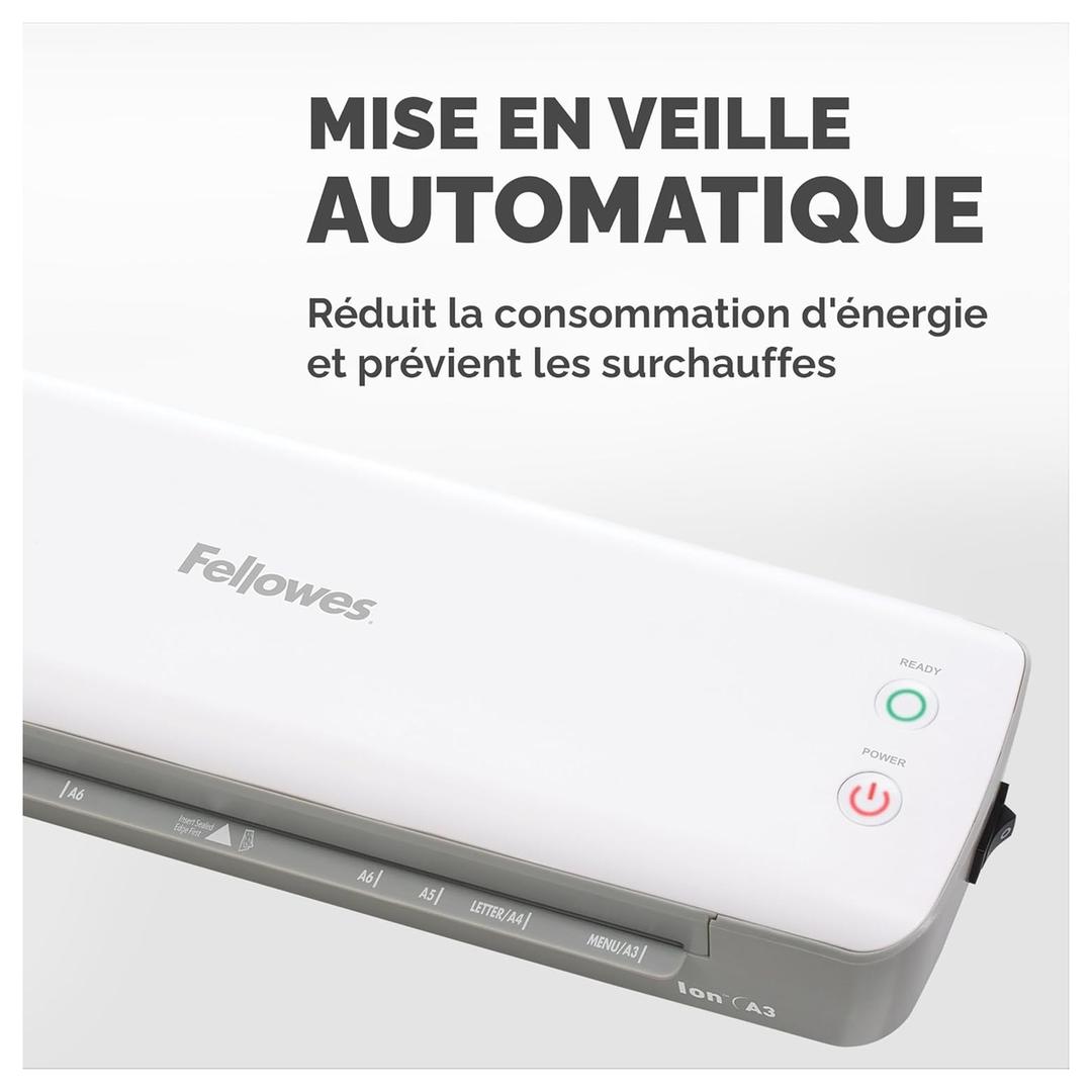 Plastifieuse à pochettes ION A3 FELLOWES — Bouton d’alimentation et voyant de veille, vue rapprochée
