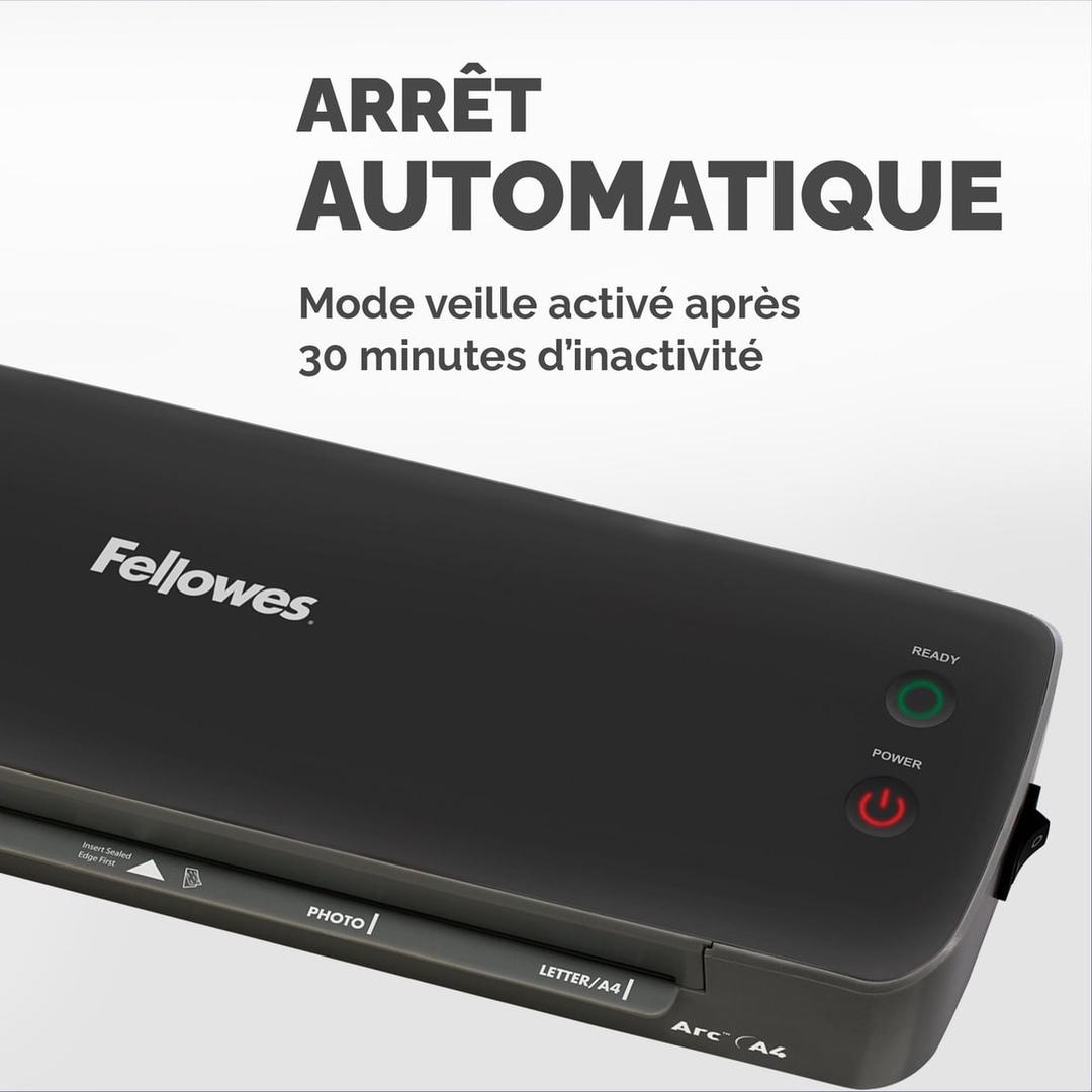 Plastifieuse à pochettes ARC A4 FELLOWES — Vue rapprochée du panneau, boutons READY et POWER