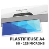 Plastifieuse à pochettes PIXEL A4 FELLOWES — Pochette en sortie de machine, vue rapprochée du bandeau