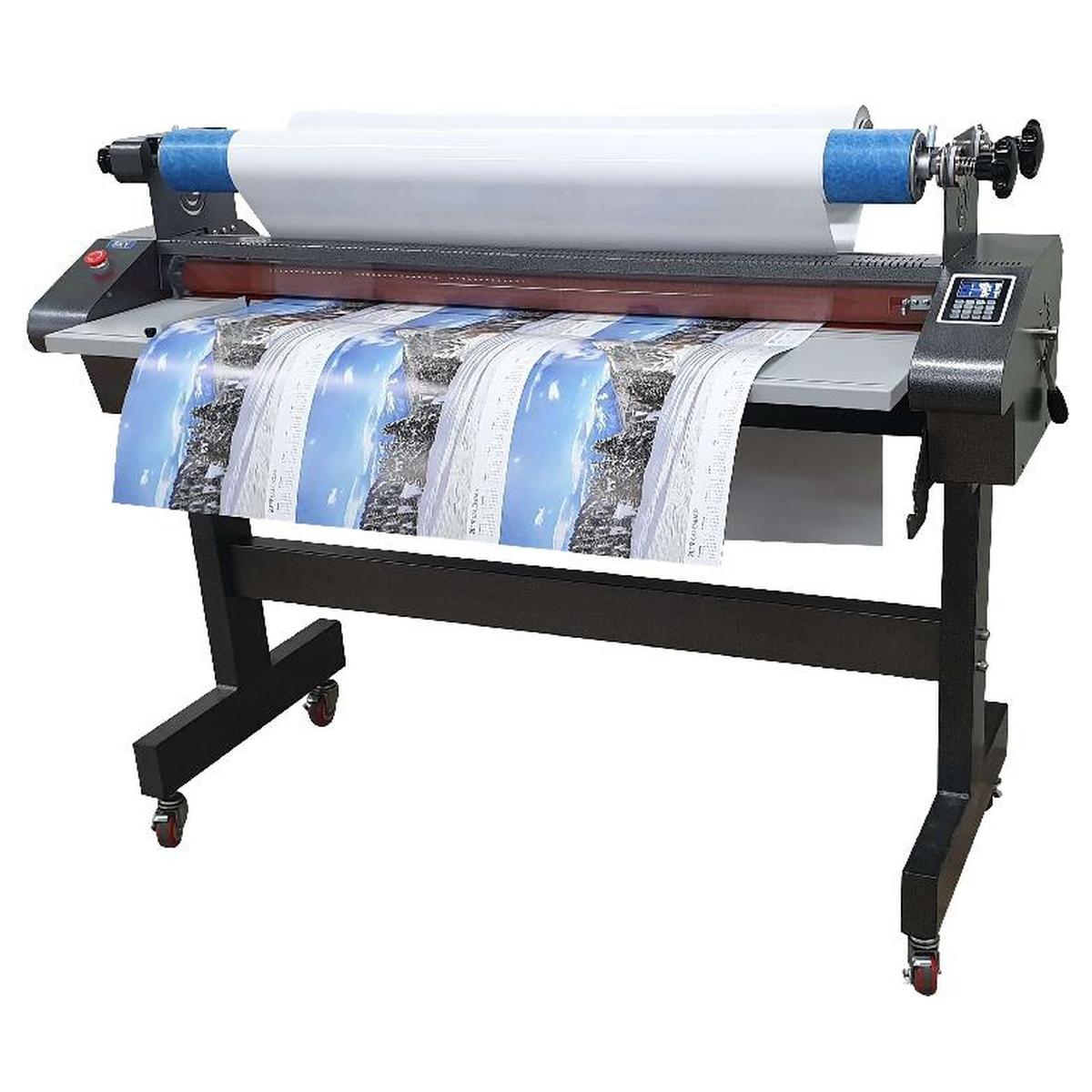 Plastifieuse en continu à rouleaux Lam-1200 SKY — En fonctionnement